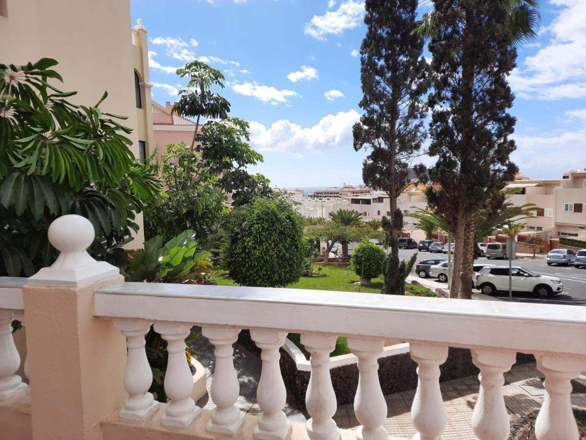Castle Harbour Aparthotel Los Cristianos  Eksteriør bilde