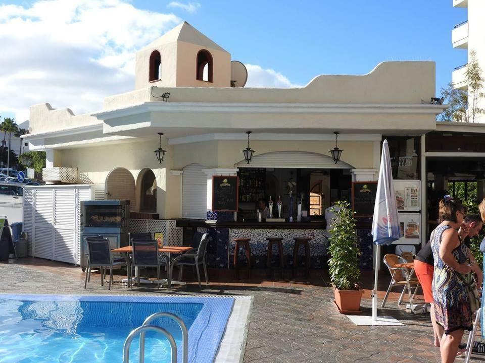Castle Harbour Aparthotel Los Cristianos  Eksteriør bilde