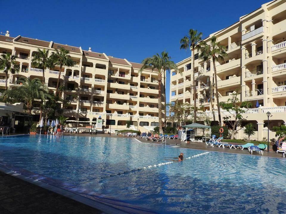 Castle Harbour Aparthotel Los Cristianos  Eksteriør bilde