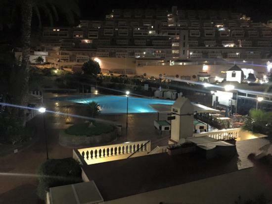 Castle Harbour Aparthotel Los Cristianos  Eksteriør bilde