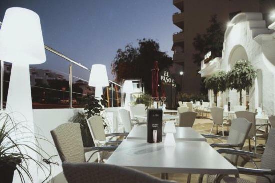 Castle Harbour Aparthotel Los Cristianos  Eksteriør bilde